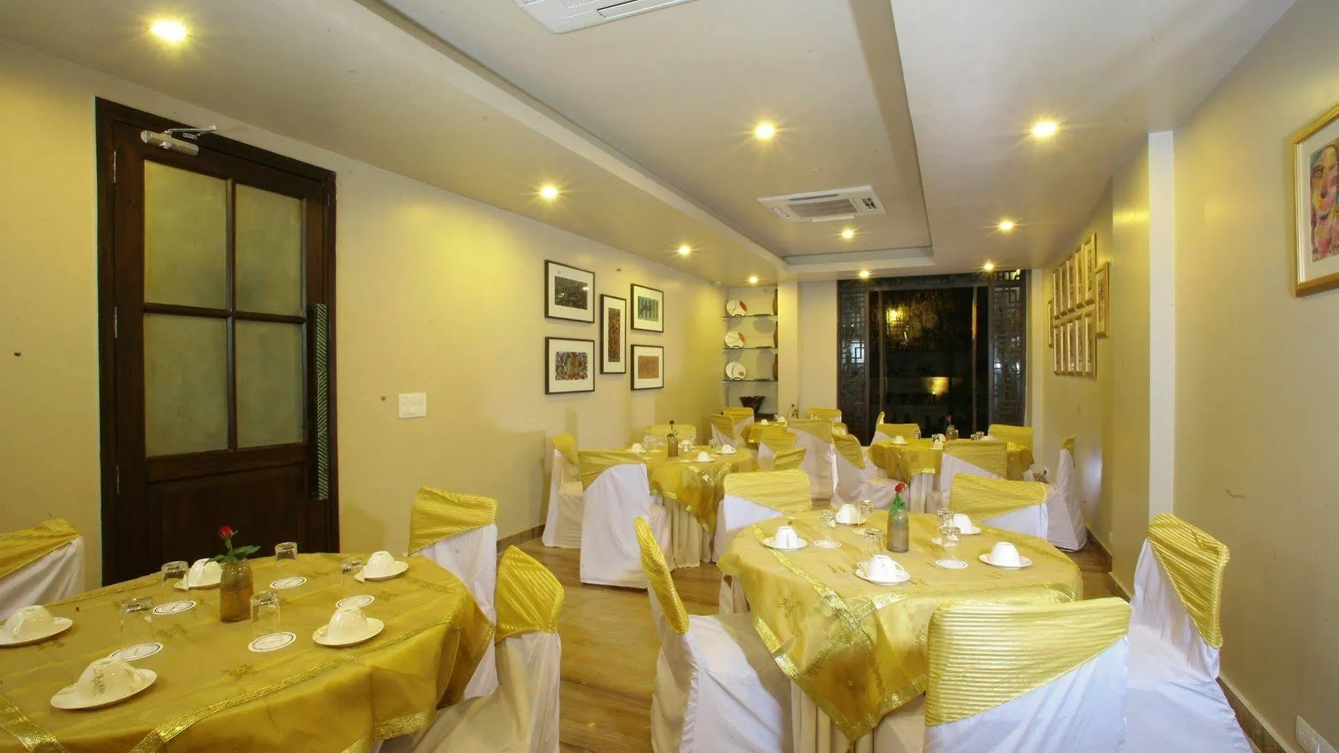 ​Justa Gurgaon Hotel